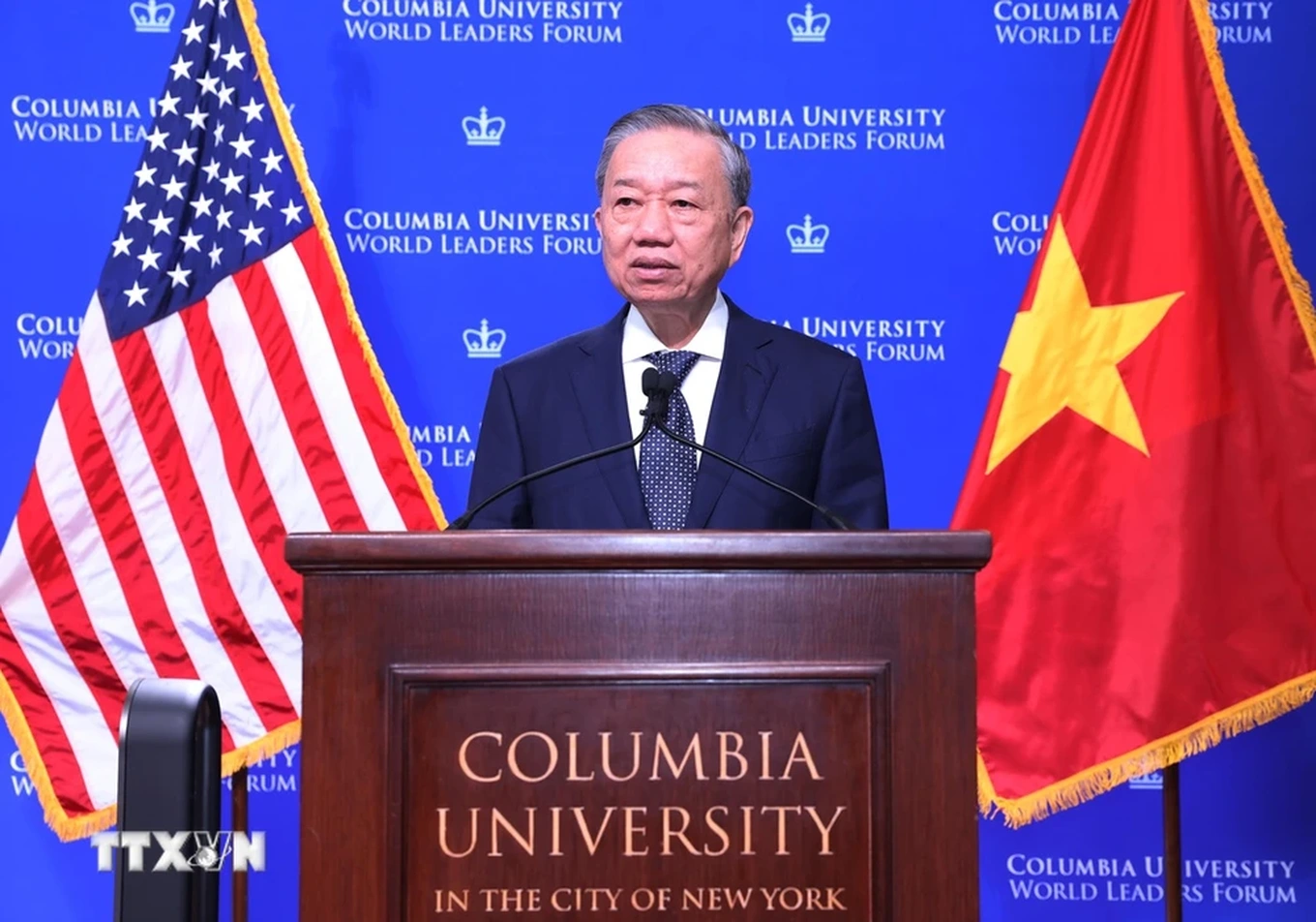 Vietnam’s top leader visits, delivers policy speech at Columbia University