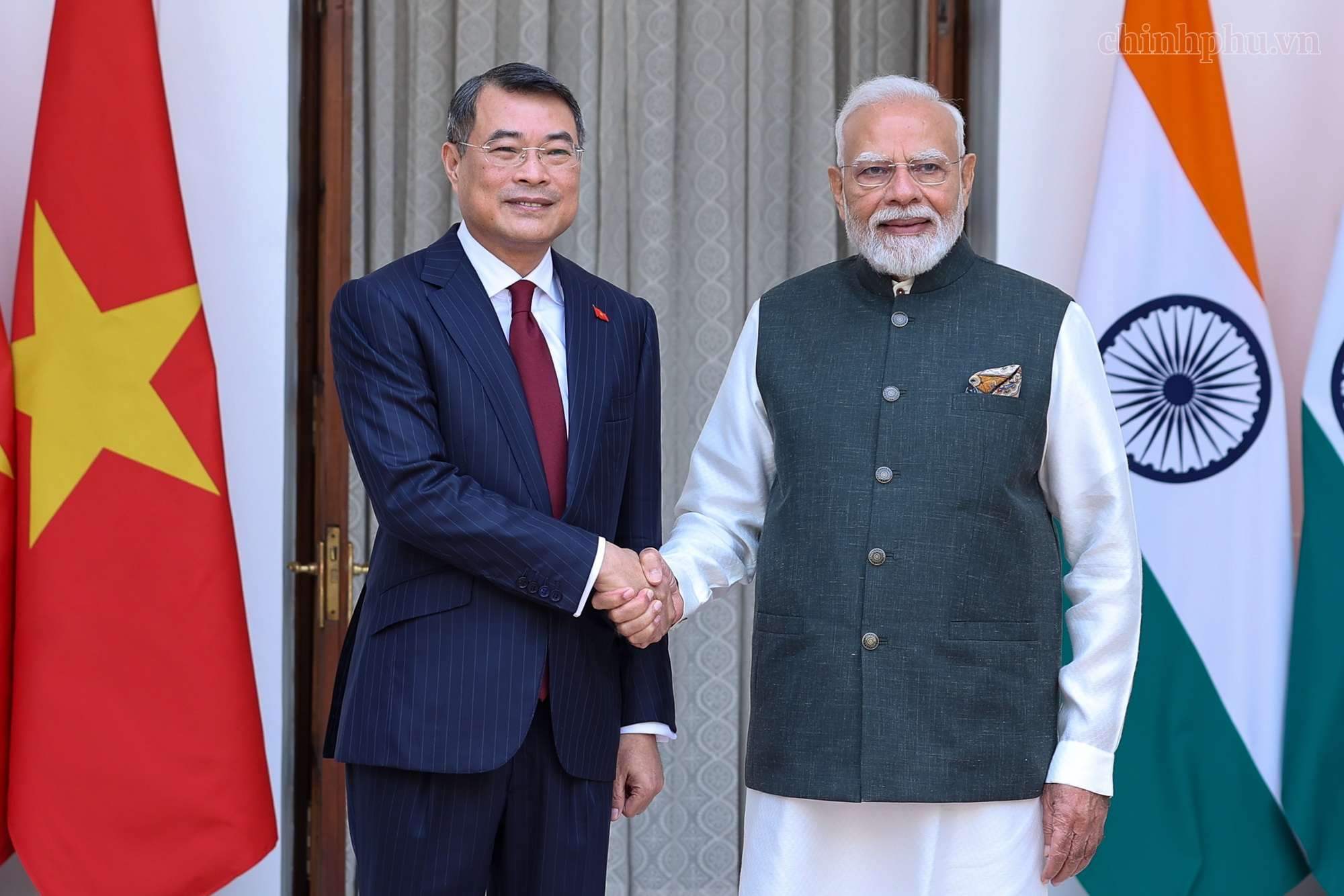 Prime Minister holds talks with Indian counterpart